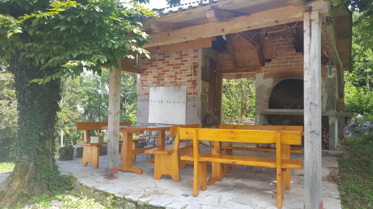 House Luketic Hotel Rastovača Eksteriør billede
